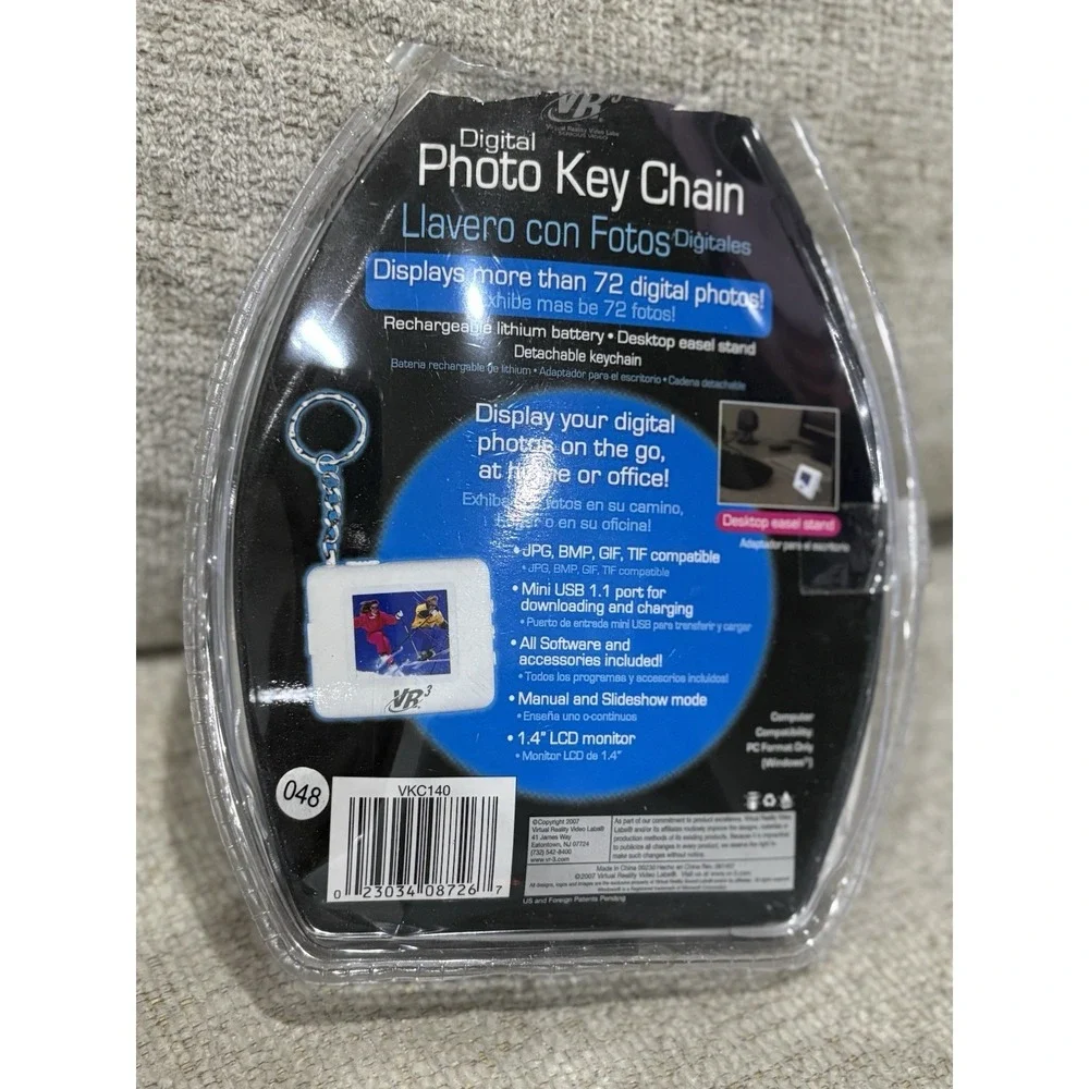 Vintage Digital Photo Key Chain – VR3 Model VKC140